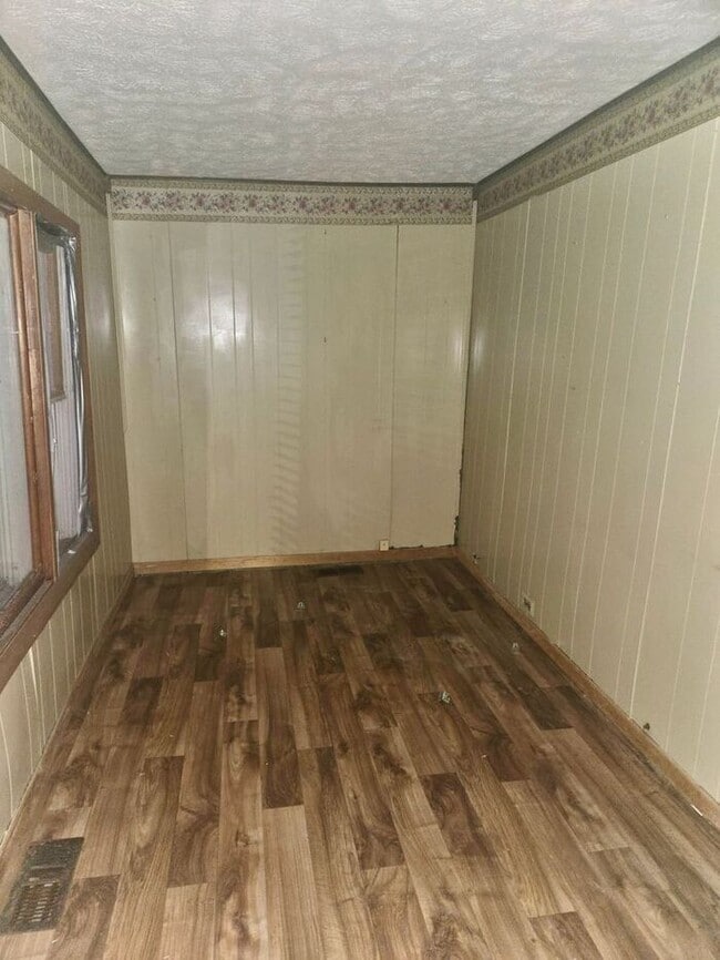 Photo - 2 bedroom home in Niles!!