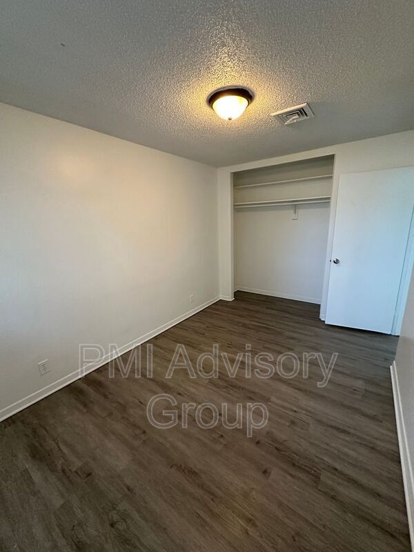 Photo - 7132 SW Lario Ln