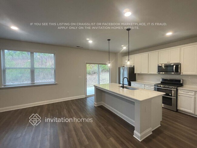 Photo - 420 Leyland Crossing