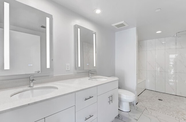 2 Bedroom