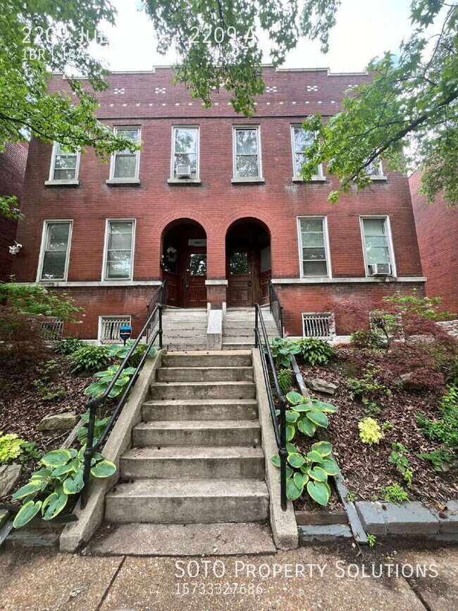 Building Photo - 2209 Jules St Unit 2209 A