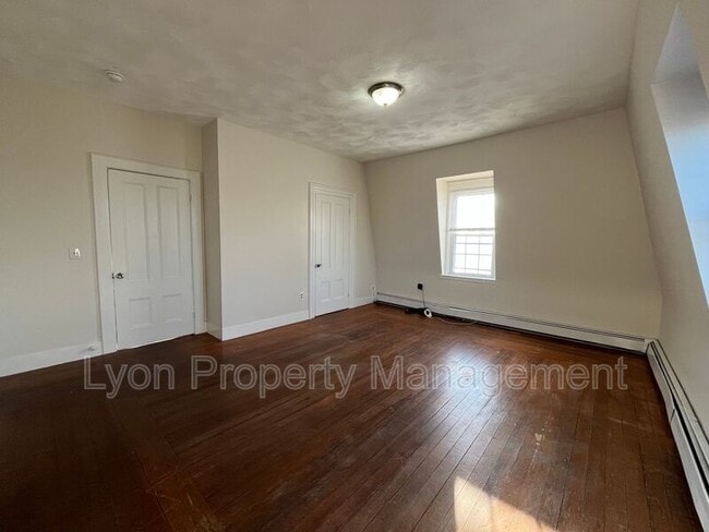 Photo - 189 Exchange St Unit 3