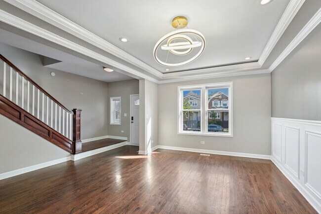 Photo - 6624 S University Ave