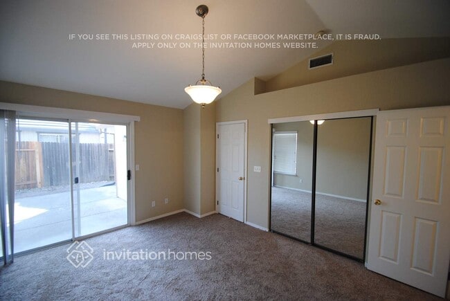 Photo - 4856 Clydebank Way