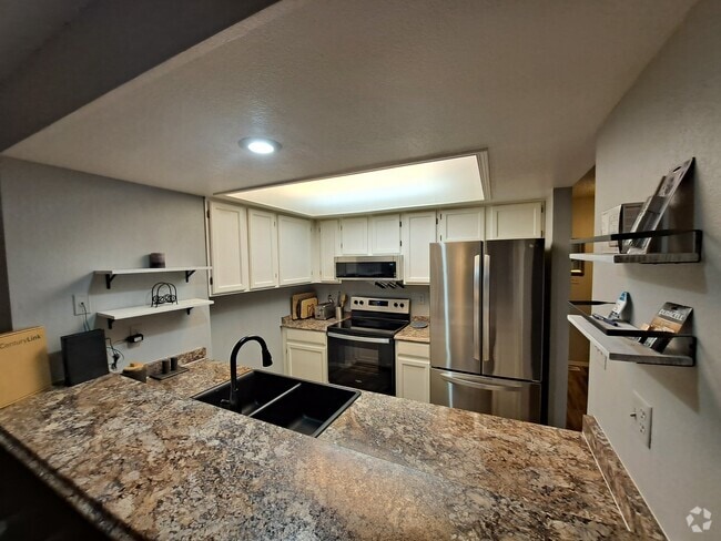 Building Photo - 1241 Firefly Cir Rental