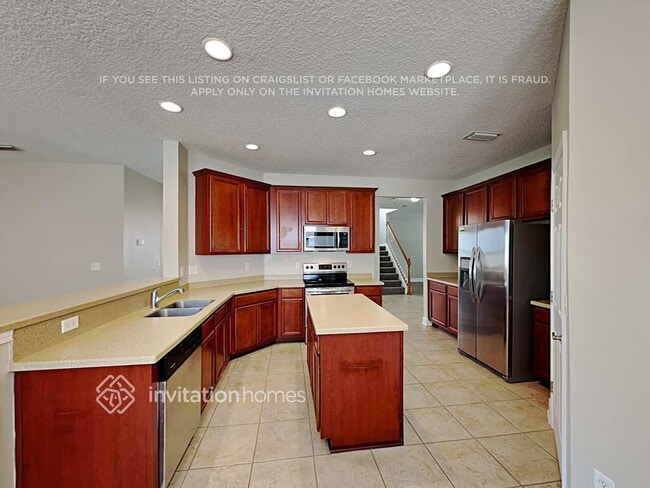 Photo - 708 Spruce Pine Ln