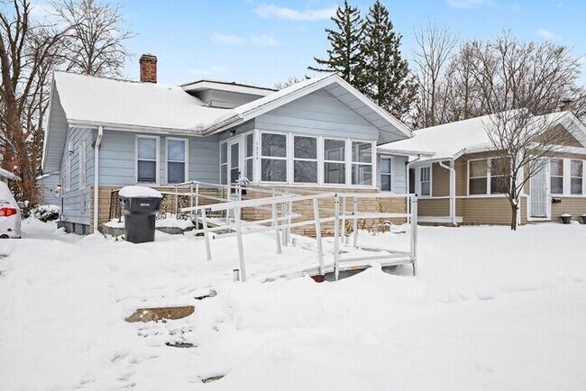 Photo - Spacious three-bedroom, one-bath home featuring a functional floor plan, & generous living space