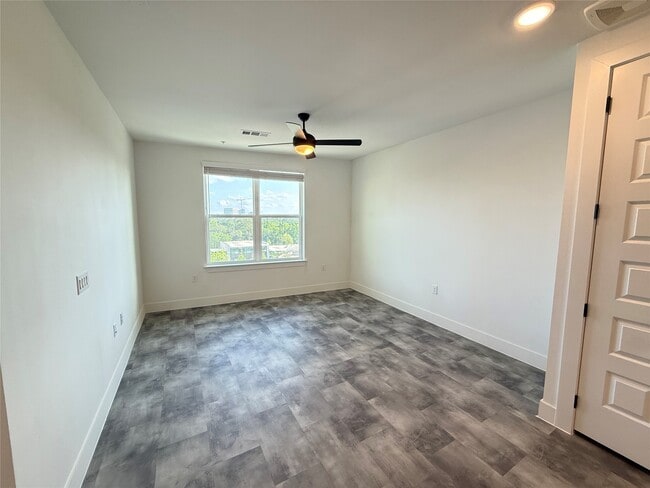 Photo - 2520 Washington Ave