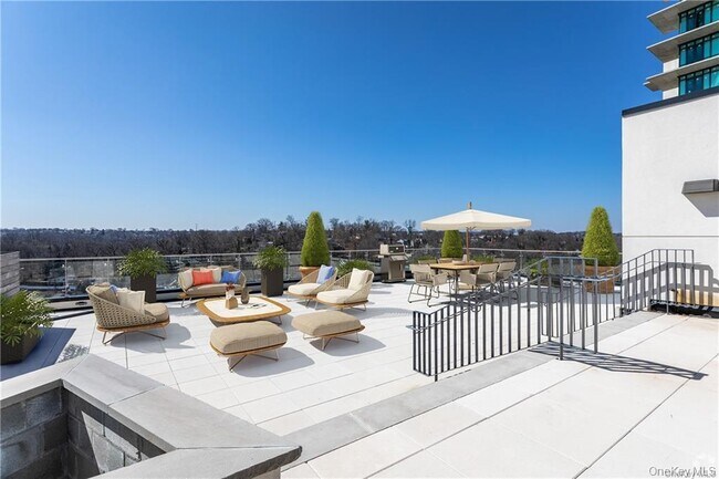 Photo - 667 Ridge Hill Boulevard Unit 301