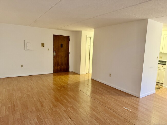 Photo - 126 Triangle St Unit APT B46