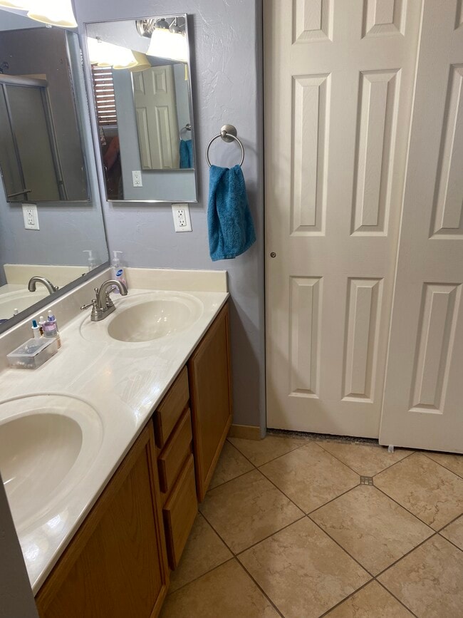 Photo - 3444 N Applewood Dr