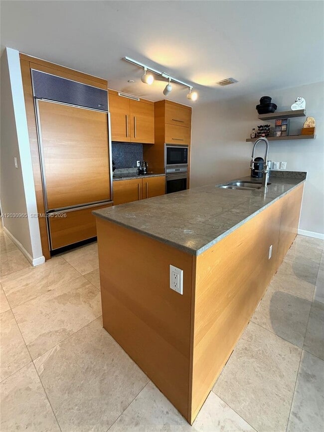 Photo - 475 Brickell Ave Unidad 2707