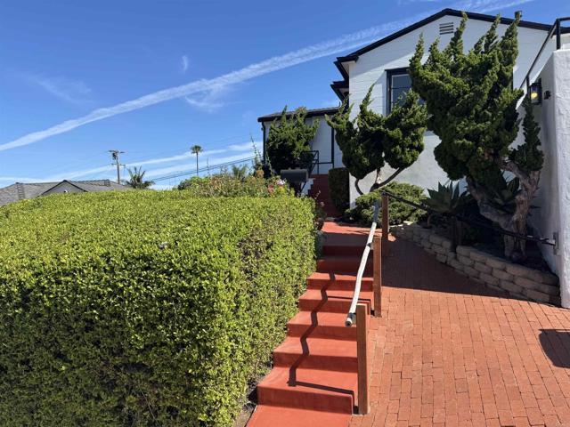 Photo - 4452 Orchard Ave