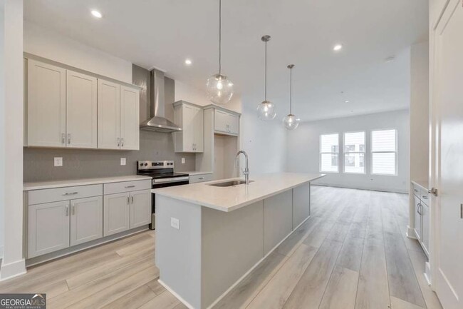 Photo - 517 Motivation Cir NW