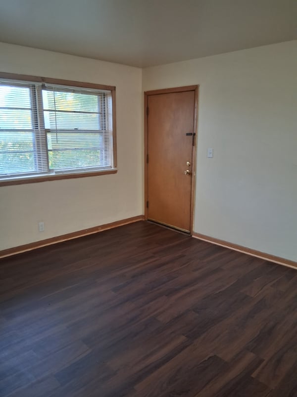 Photo - 7000 W Fond du Lac Ave Unidad 7