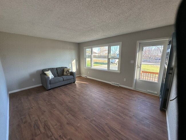 Photo - 103 Spring St