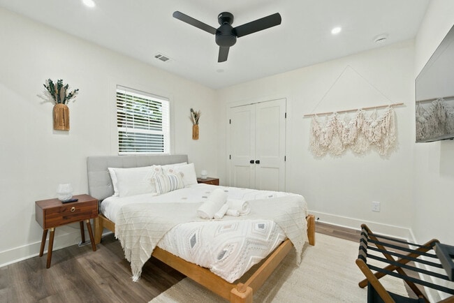 582 Hamilton E Holmes Dr NW Unit SI ID1609631P
