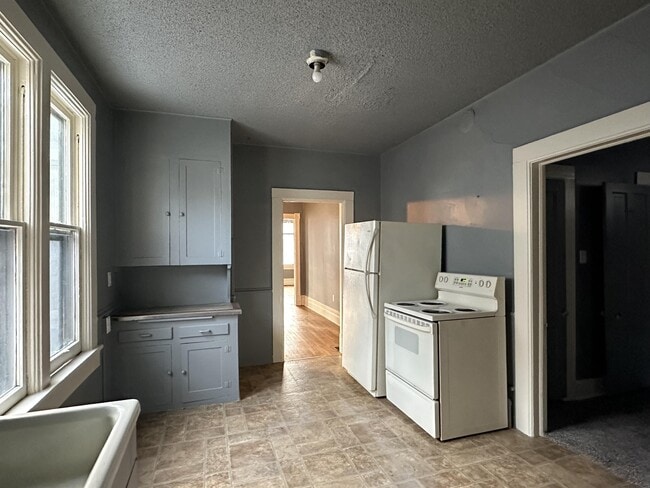 Photo - 512 E 20th St