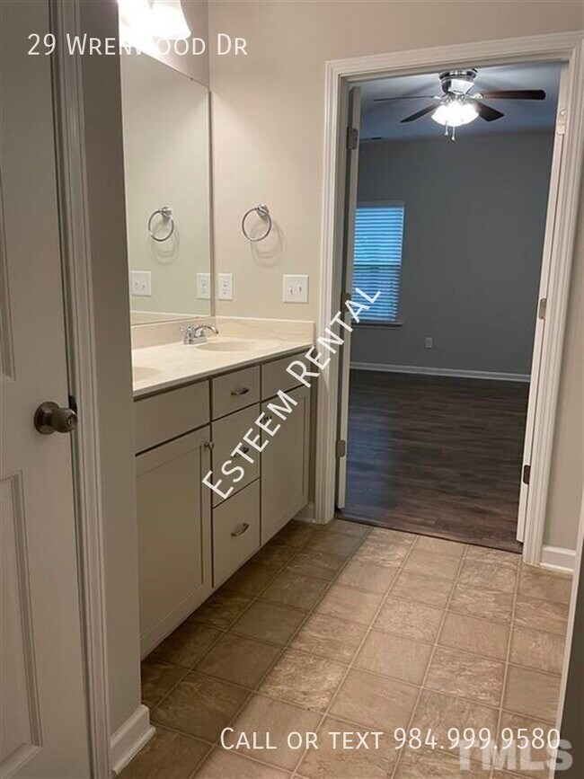 Photo - 29 Wrenwood Dr