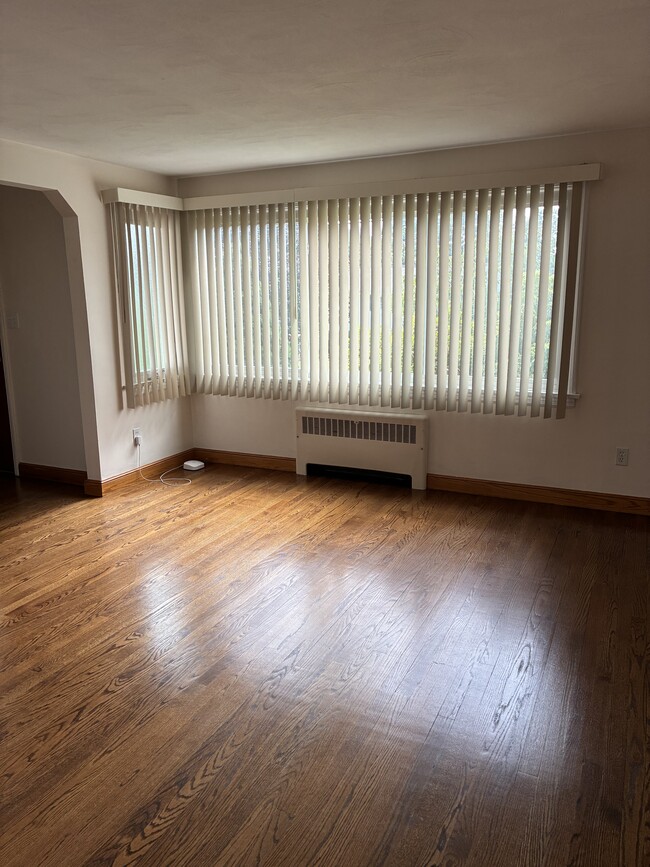 Photo - 197 Carter Ln