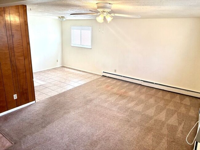 Photo - Great 2 bed 1 bath within 1 mile of CSU!