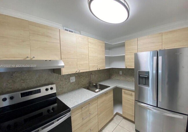 Photo - 8421 NW 8th St Unidad 203