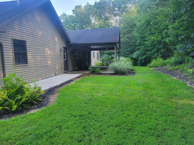 Photo - 15615 Mountain Green Rd