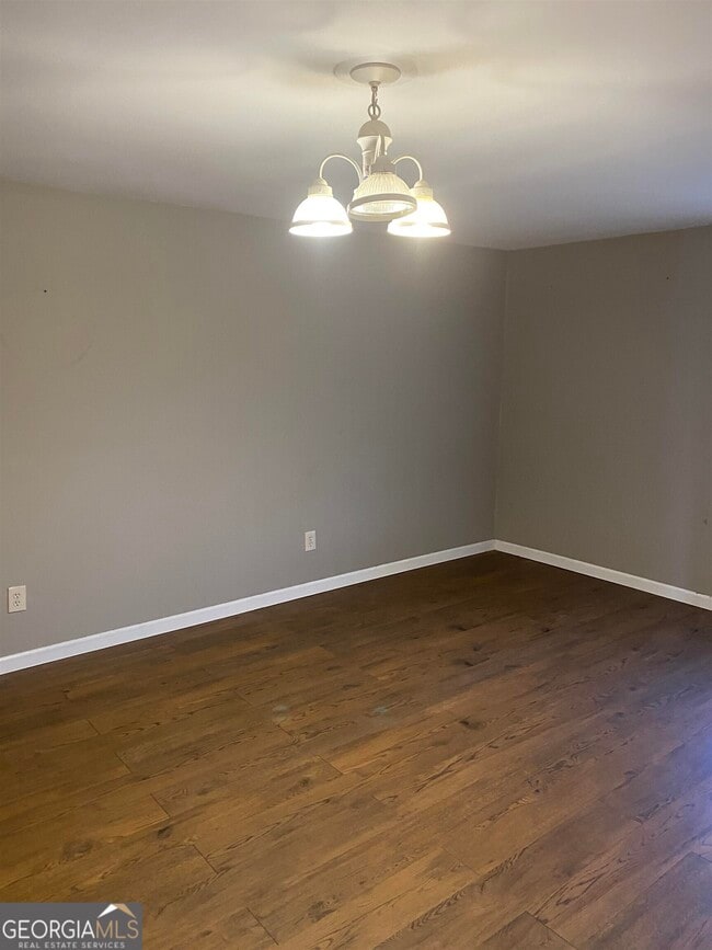 Photo - 103 Juniper Ln