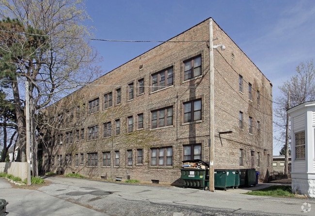 Humboldt Apartments