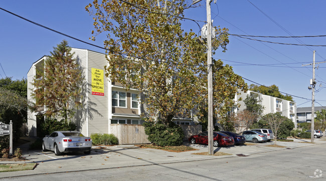 Building Photo - Napoleon Pointe Rental