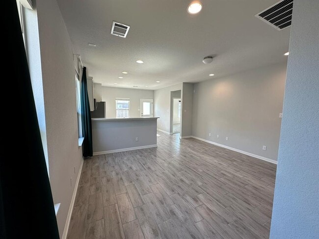 Photo - 224 Wild Wind Trail