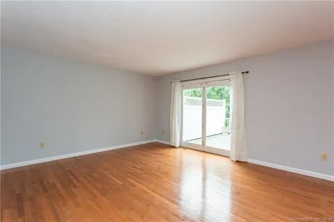 Photo - 21 Norman Dr