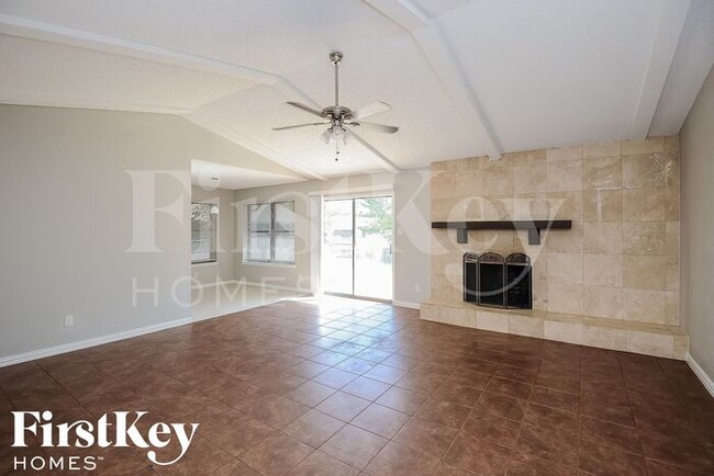 Photo - 1626 Glenhill Ln