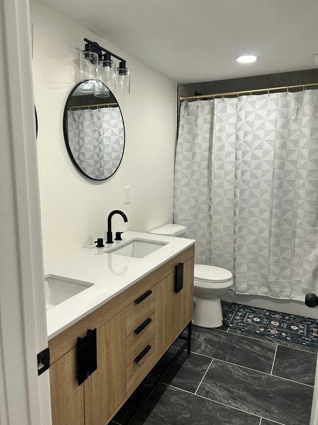 Photo - 1759 E 3300 S