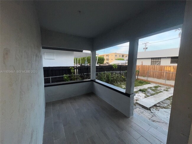 Photo - 1800 SW 3rd St