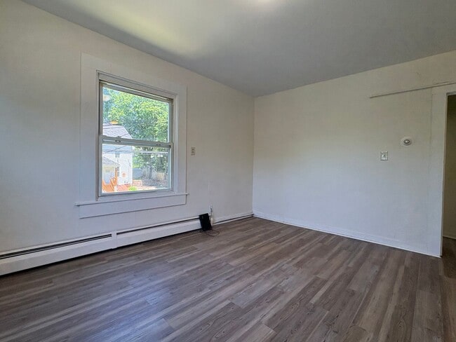 Photo - 291 Spruce St Unit Apt 3