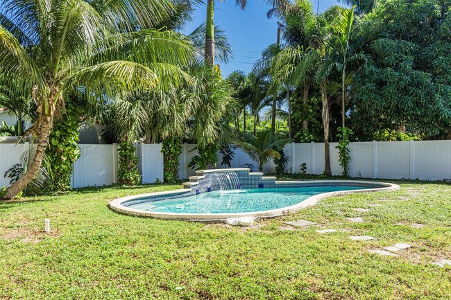 Photo - 936 NE 26th Ave