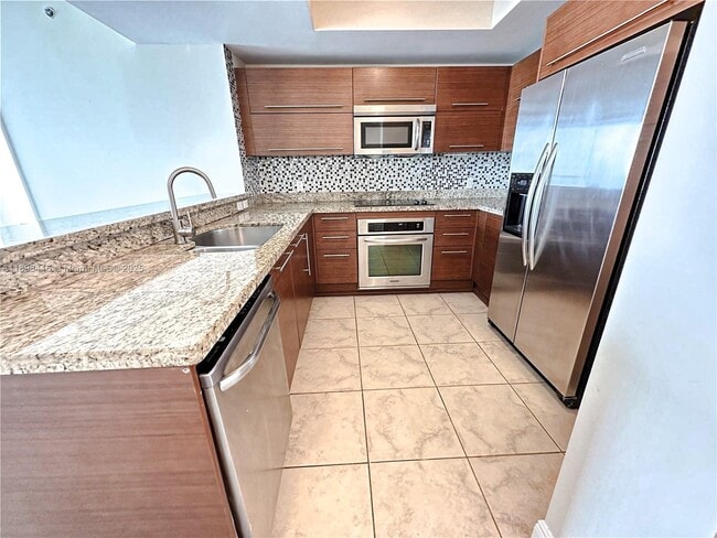 Photo - 2681 N Flamingo Rd Unidad 1704S