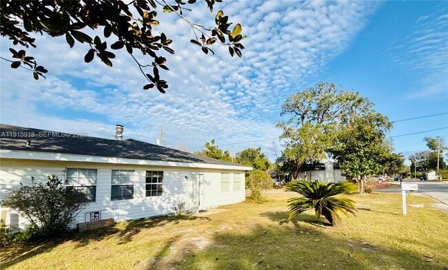 Building Photo - 3900 W 17th St