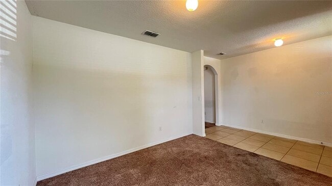 Photo - 3670 Maidencain St