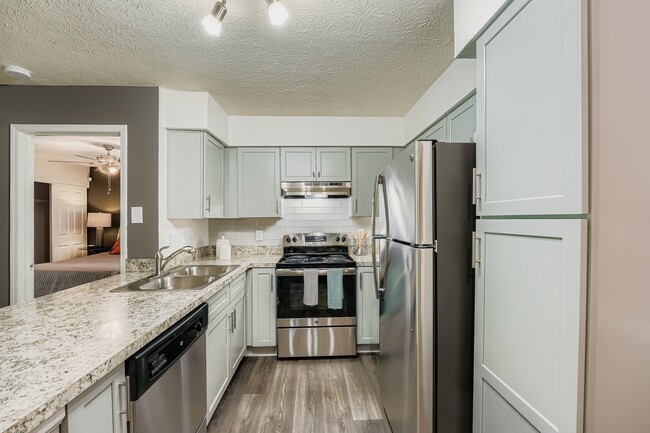 Photo - 2200 Big Creek Apartments