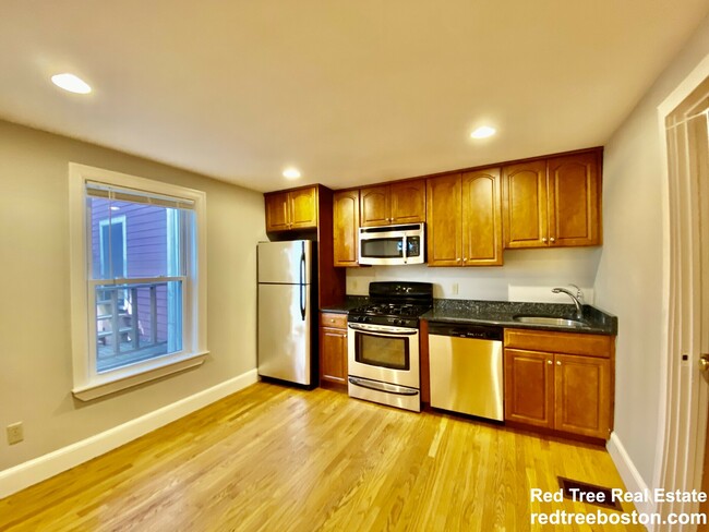 Photo - 441 Franklin St Apartments Unit 1L