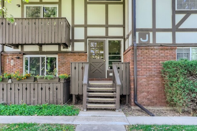 Photo - 3250 O'Neal Cir Unit J24