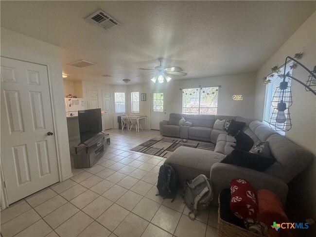 Photo - 103 Cedargrove