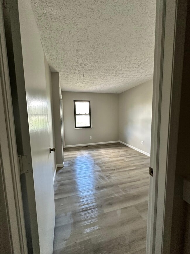 Photo - 1827 Watertower Dr Unidad 1827