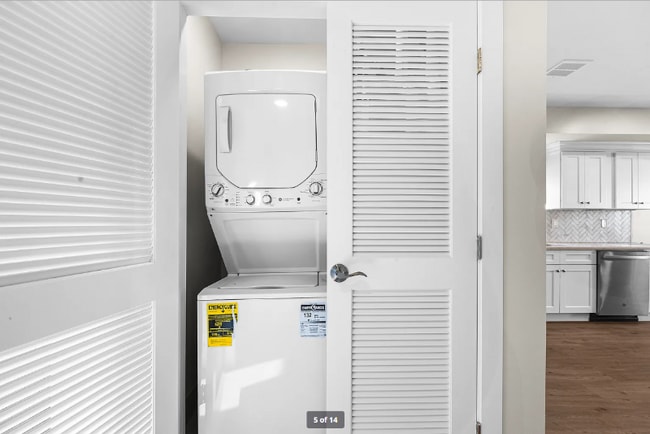 Photo - 20 Joyce Kilmer Ave Unit 2