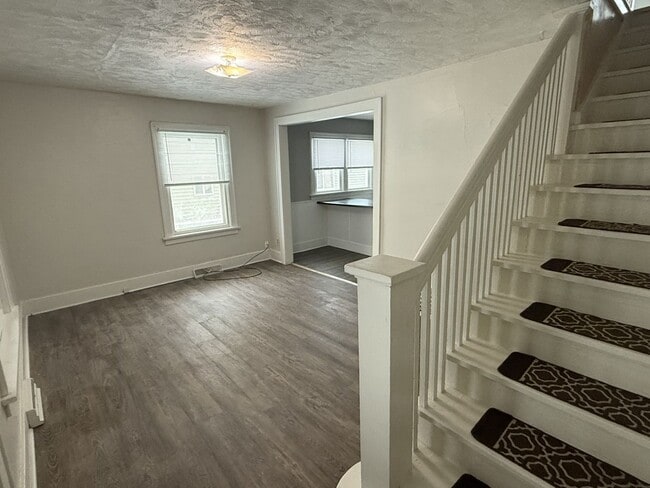 Photo - 325/327 3rd St NE Unit 325