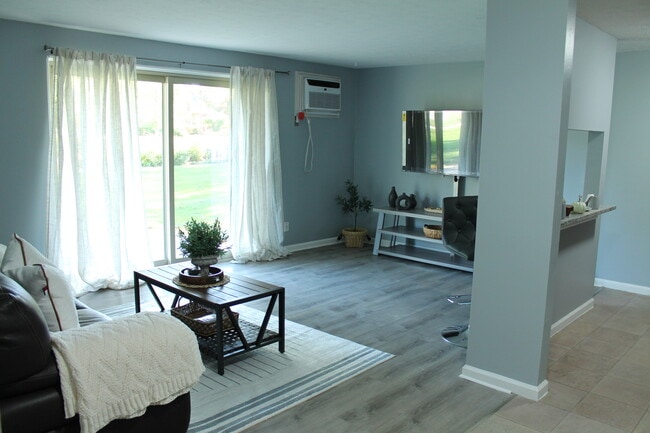 Photo - 24325 Detroit Rd Unit 204b