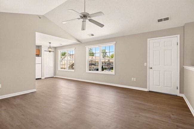 Photo - Patriot Corner Apartments