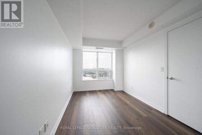 Photo - 38 Joe Shuster Way Unité 1909